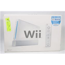 COMPLETE WII SYSTEM IN AN ORIGINAL BOX