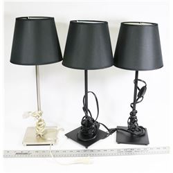LOT OF 3 LAMPS 18" X 7".