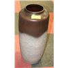 Image 1 : LARGE SHOWHOME VASE