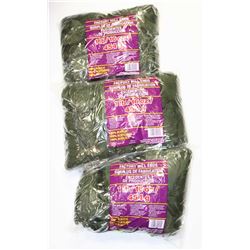 LOT OF 3 DARK GREEN 1 LB BAGS OF 100% ACRYLIC YARN