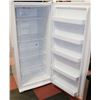 Image 3 : MIDEA UPRIGHT FREEZER