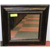 Image 1 : FRAMED MIRROR