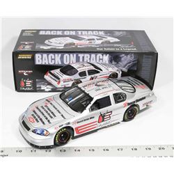 DALE EARNHARDT SR 1:18 ACTION NASCAR