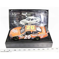 TONY STEWART HOME DEPOT OWNER ELITE 1:24 RCCA