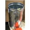 Image 1 : STEEL GARBAGE CAN