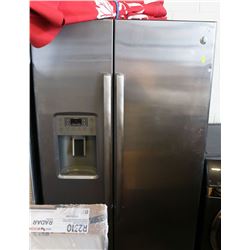 GE ST STEEL SIDE BY SIDE FRIDGE WITH ICE AND