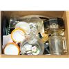 Image 1 : ESTATE BOX WITH PLATES, GLASSWARE AND MORE.