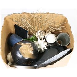 LARGE BOX OF SHOW HOME ACCESSORIES