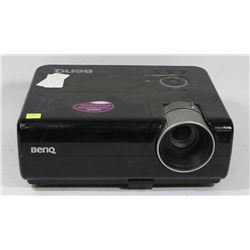 BENQ HOME CINEMA PROJECTOR W/ HDMI INPUT