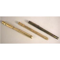 THREE YELLOW GOLD FOUNTAIN PENS