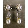 Image 1 : A PAIR OF WHITE GOLD DIAMOND AND PEARL EARRINGS