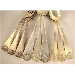 A TOWLE "SHELL" PATTERN (1890) STERLING SILVER PARTIAL FLATWARE SERVICE