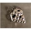Image 1 : A MEXICAN STERLING SILVER GRAPE FORM BROOCH