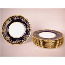 A SET OF TEN ROYAL DOULTON DINNER PLATES