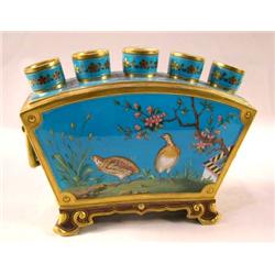 A PORCELAIN QUINTILE VASE