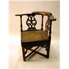Image 1 : A GEORGE III OAK CORNER CHAIR