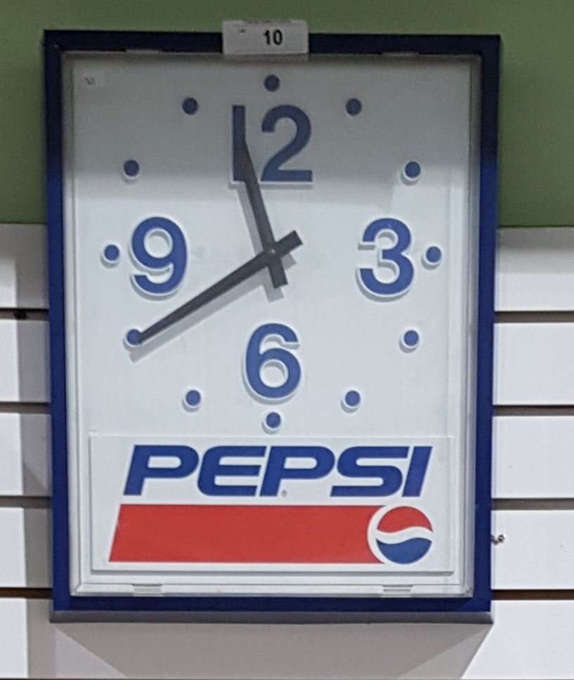 VINTAGE PEPSI CLOCK