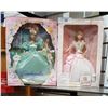 Image 1 : 2 NIB BARBIES