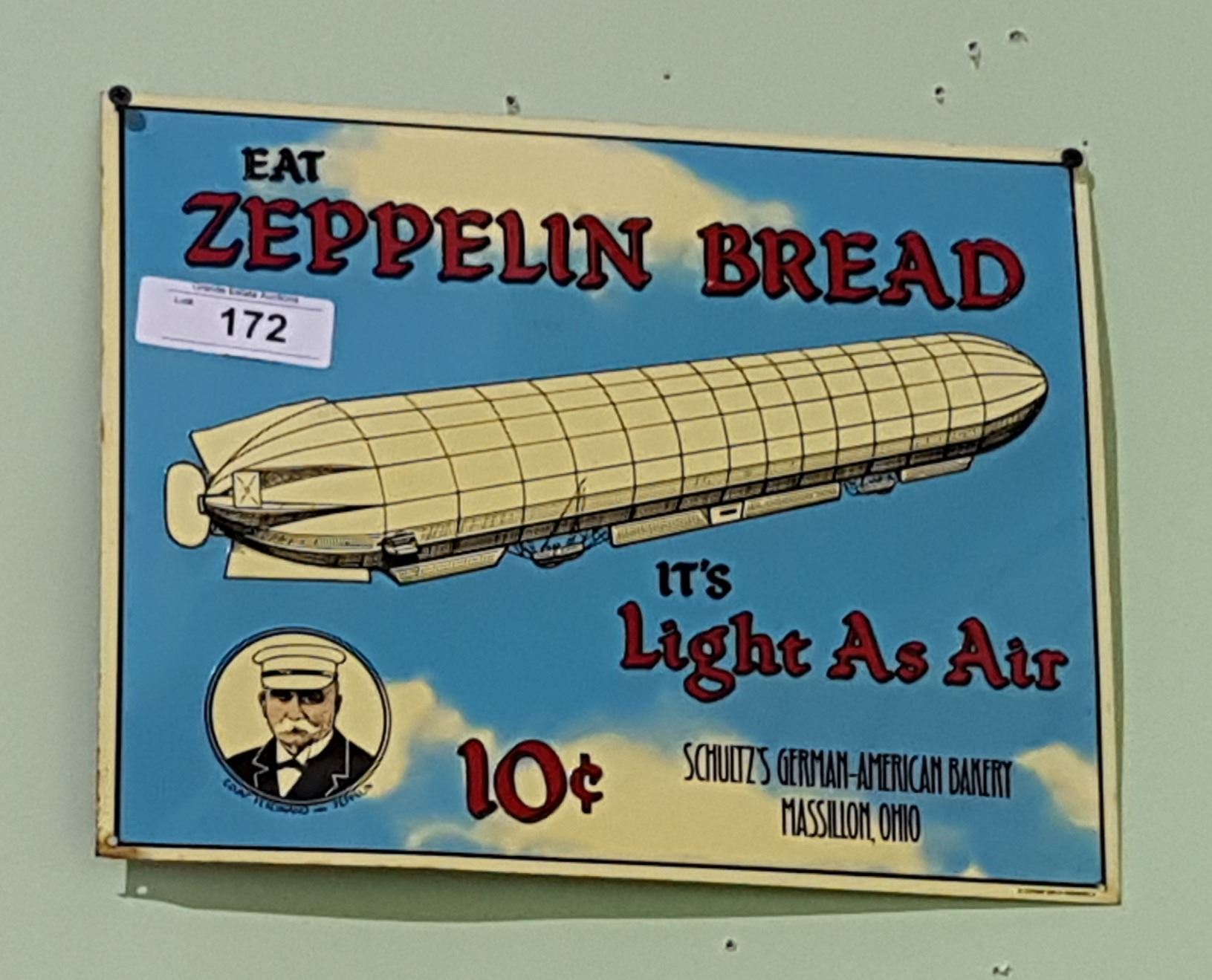 ZEPPELIN BREAD TIN SIGN