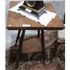 Image 1 : ANTIQUE OAK OCCASIONAL TABLE W/BOBBIN TURNED LEGS