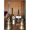 Image 1 : 8 VINTAGE BRASS BELLS
