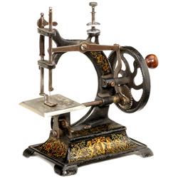 Deutsche Kindernähmaschine, um 1900