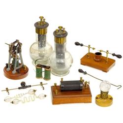 Experimentierkasten "Electricité", um 190