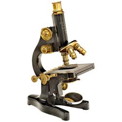 Messing-Mikroskop  Leitz 