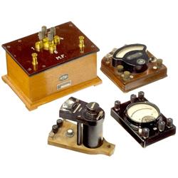 4 elektrische Instrumente