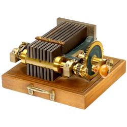 Großes Demonstrationsmodell "Dynamo"