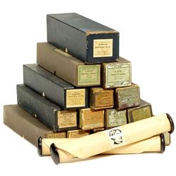 64 Klavier-Notenrollen