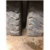 Image 4 : Hyundai HBF18T-5 ForkLift (2006) 3000lbs for outside/ Battery 48v not included but many choices avai