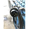 Image 2 : Cable and plug
