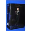 Image 1 : James Bond Statue