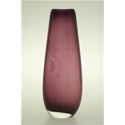  Vase, etched, sign. P Leck
