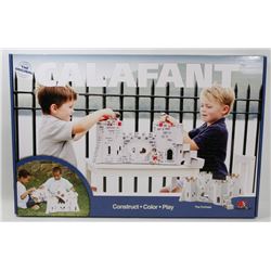 NEW CALAFANT "THE FORTRESS"  PLAY SET