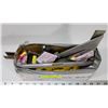 Image 1 : 84) LOT OF ASSORTED SMALL TOOLS.