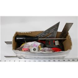 85) SMALL BOX OF ASSORTED TOOLS