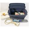 Image 1 : RUBBERMAID ROUGHNECK TOTE WITH LID FULL OF