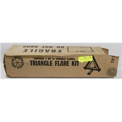3 TRIANGLE FLARE KIT, NEW