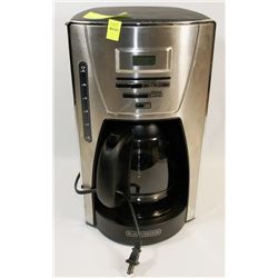 BLACK AND DECKER 12 CUP COFFEE MAKER