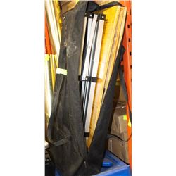 FOLDING TABLE IN TRAVEL BAG