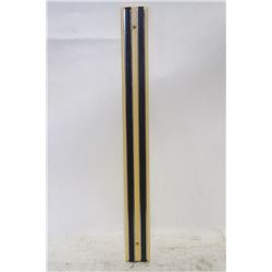 18" WOODEN MAGNETIC TOOL HOLDER