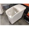 Image 1 : 27 GALLON ROLLING INGREDIENT BIN