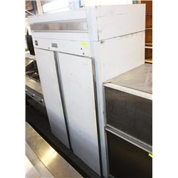 2 DOOR WHITE CURTIS COOLER