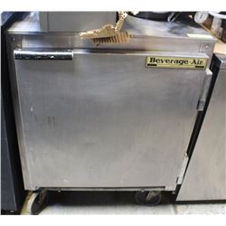 BEVERAGE AIR ONE DOOR COOLER.