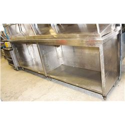 9FT 6IN STAINLESS STEEL COUNTER
