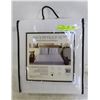 Image 1 : WATERPROOF MICROFIBER QUEEN SIZE MATTRESS PAD