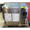 Image 1 : NEW GARLAND HALF SIZE ELECTRIC COMMERCIAL
