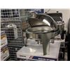 Image 1 : 5.6L ROUND STAINLESS ROLL TOP CHAFER WITH FIXED LE